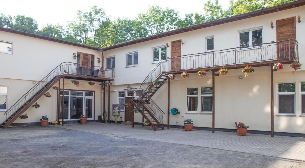 Apartment Black Der Sportschule Badura Leipzig Extérieur photo